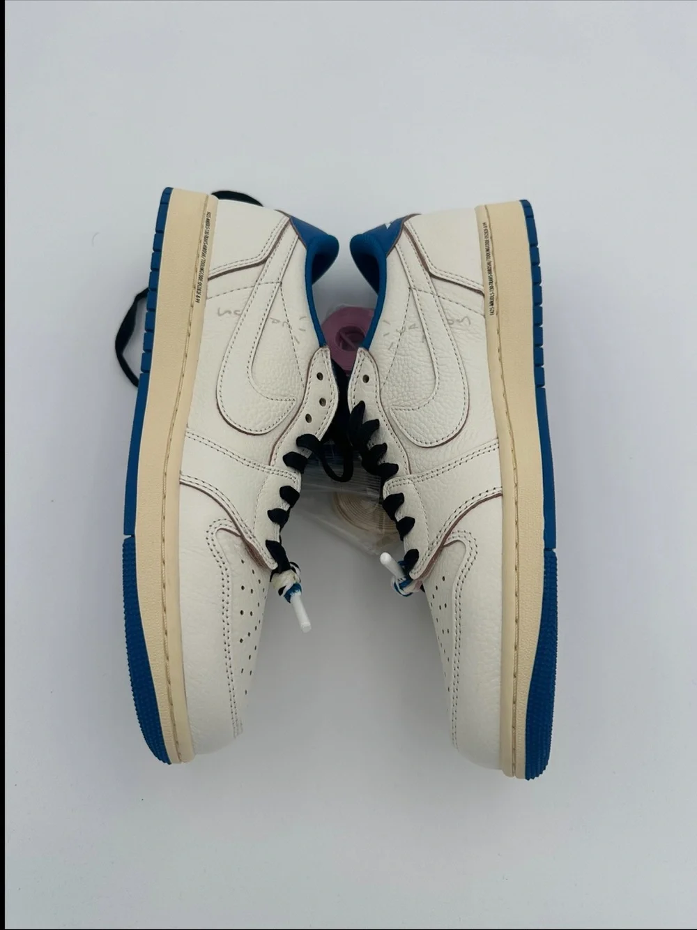 Nike X Travis Scott Fragment Men’s Size 9.5-11 Available